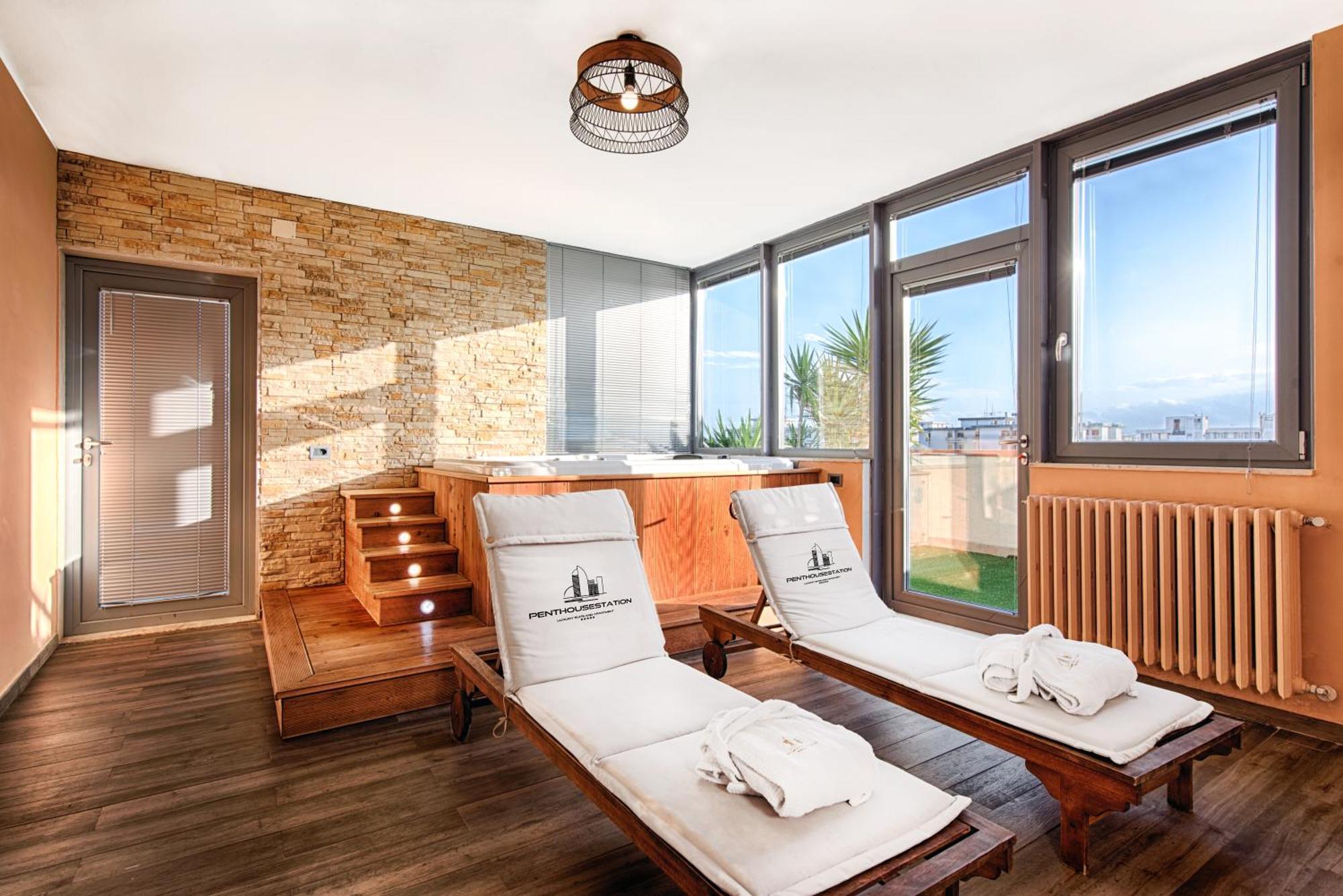 Penthouse station luxury suites&apts 2 Brindisi Extérieur photo