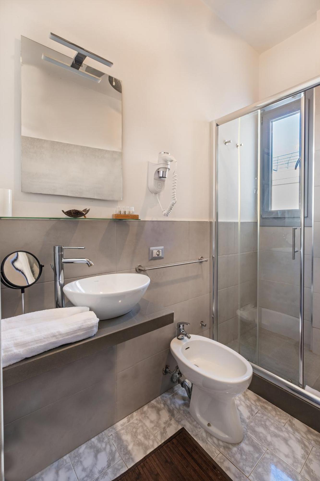 Penthouse station luxury suites&apts 2 Brindisi Extérieur photo