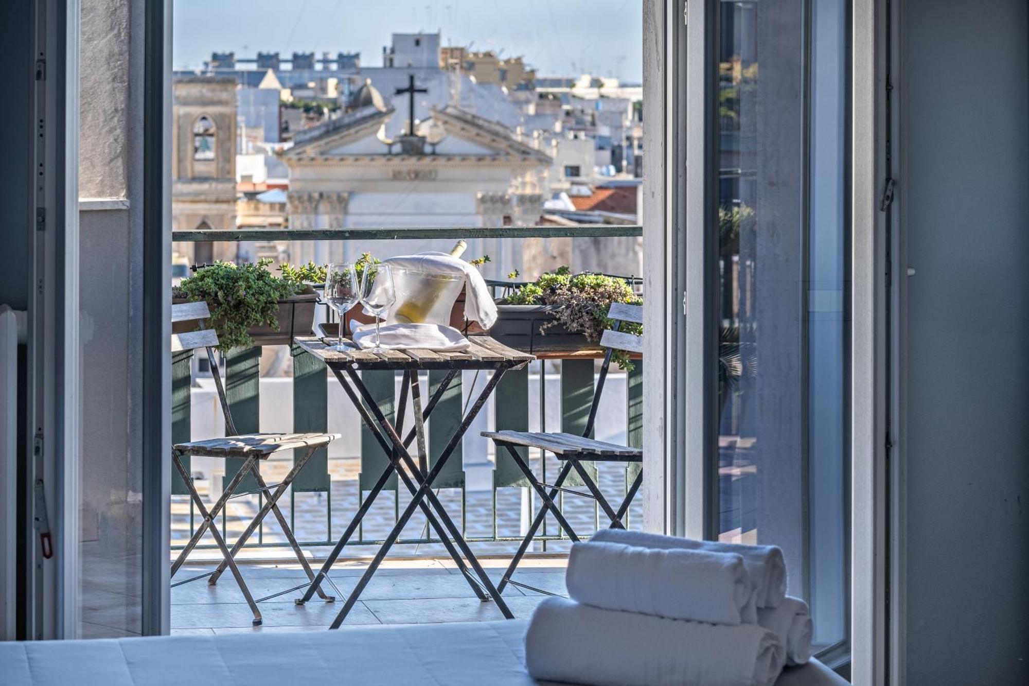 Penthouse station luxury suites&apts 2 Brindisi Extérieur photo